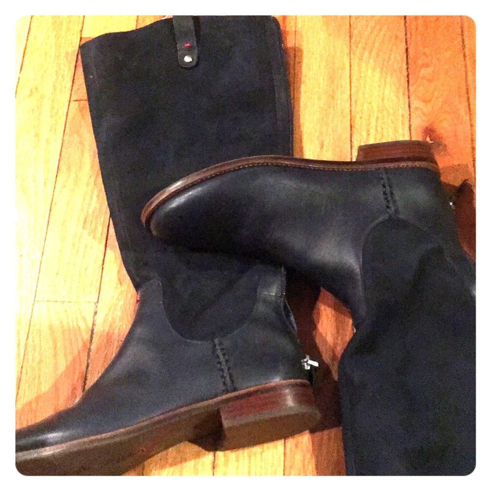 Navy blue, Leather upper riding boots.